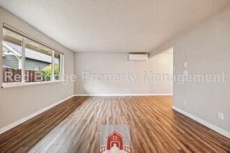 3440 SE 8th Ave in Portland, OR - Building Photo - Building Photo