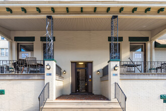 Campus Apartments in Philadelphia, PA - Foto de edificio - Building Photo