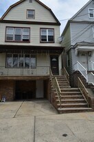 143 W 29th St in Bayonne, NJ - Building Photo