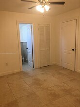4450 SW 67th Ave in Miami, FL - Building Photo - Building Photo