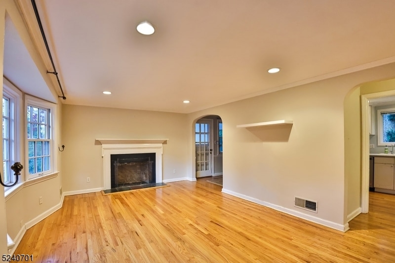 184 W Glen Ave in Ridgewood, NJ - Foto de edificio