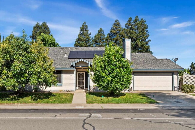 5740 Laguna Park Dr