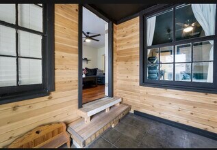 1019 Chicago Blvd in San Antonio, TX - Foto de edificio - Building Photo