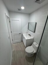 1670 SW 11th Ter in Miami, FL - Building Photo - Building Photo