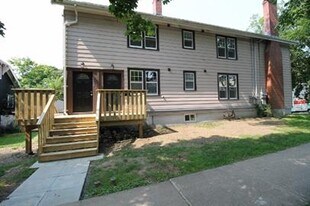 1696 Preston St in Halifax, NS - Building Photo