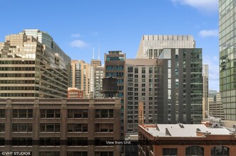 535 N Michigan Ave, Unit 2507 in Chicago, IL - Building Photo - Building Photo