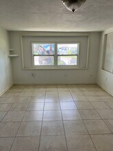 5831 13th St Ct E in Bradenton, FL - Building Photo - Building Photo