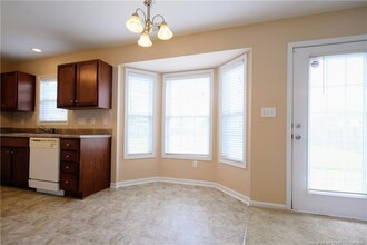 522 Fairfield Cir in Raeford, NC - Building Photo - Building Photo