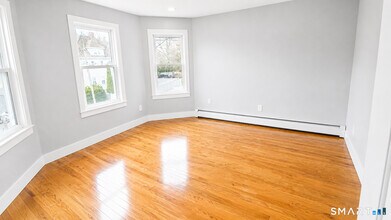 47 Perry St in New London, CT - Building Photo - Building Photo