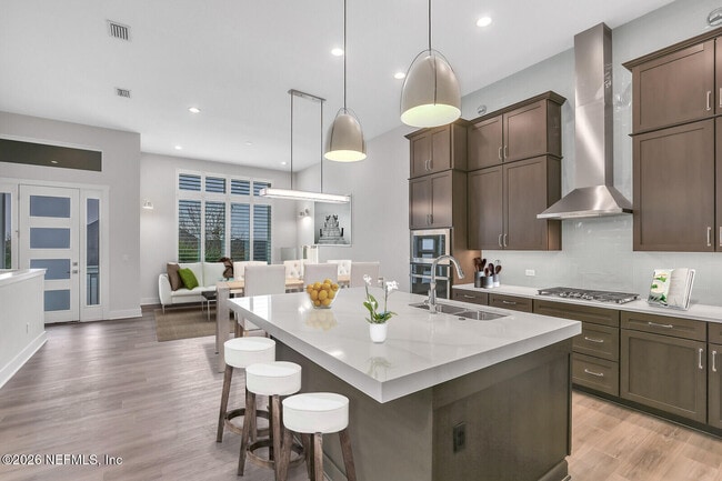 property at 459 Crestview Dr