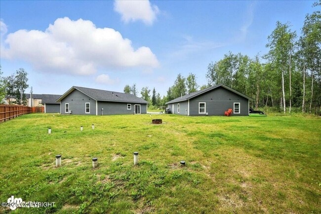 property at 1115 Spring Dr