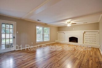8332 Misty Creek Dr in Germantown, TN - Building Photo - Building Photo