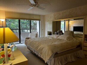 4702 Fountains Dr in Greenacres, FL - Building Photo - Building Photo