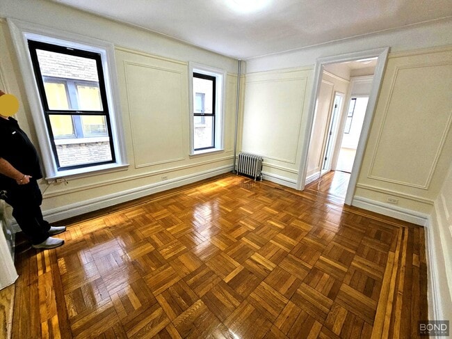 property at 605 W 170th St