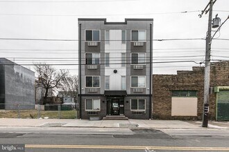 4122 Haverford Ave in Philadelphia, PA - Building Photo - Building Photo