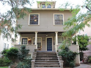 528 W 3rd St in Chico, CA - Building Photo - Building Photo