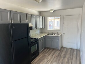 2019 Valley Rd in Reno, NV - Building Photo - Building Photo