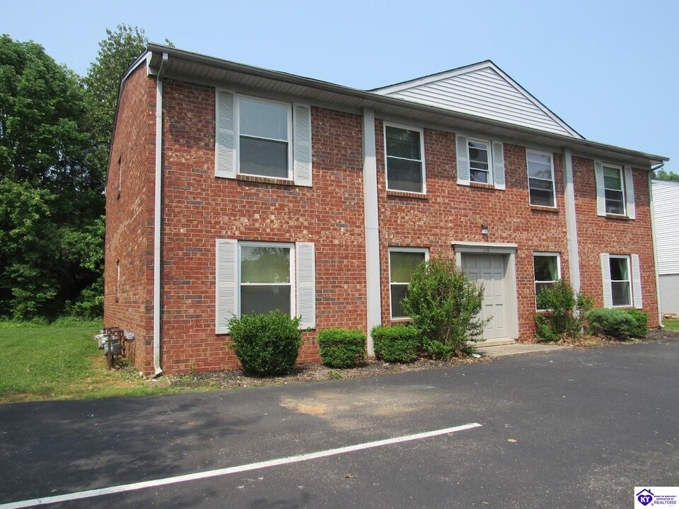 244 Metts Ct in Elizabethtown, KY - Building Photo