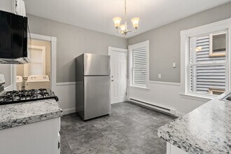 36 Bellevue St, Unit 2 in Boston, MA - Building Photo - Building Photo