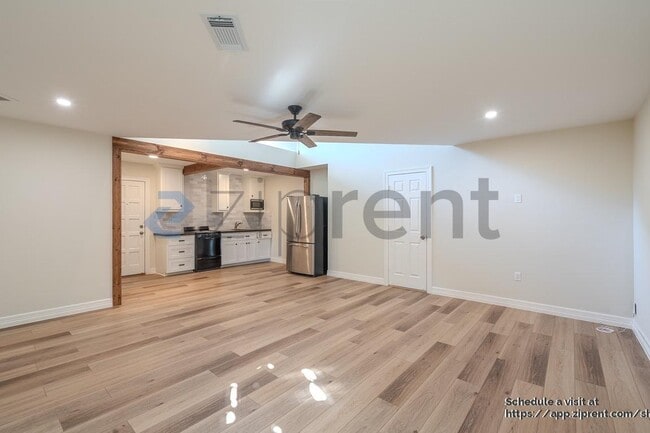 4031 Leeshire Dr in Houston, TX - Building Photo - Building Photo