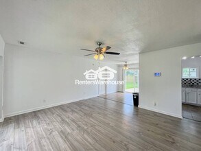 4945 Paine Ln in Virginia Beach, VA - Building Photo - Building Photo