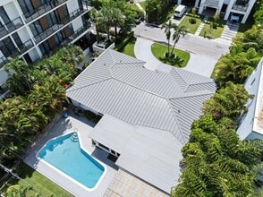 3551 E Glencoe St in Miami, FL - Foto de edificio - Building Photo