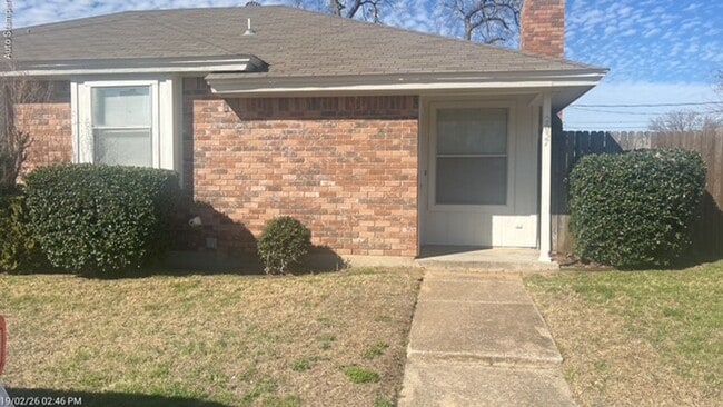 property at 2037 Minnie Dr