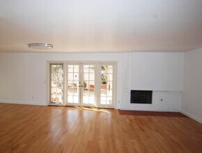 8 Bahama Bend in Coronado, CA - Building Photo - Building Photo