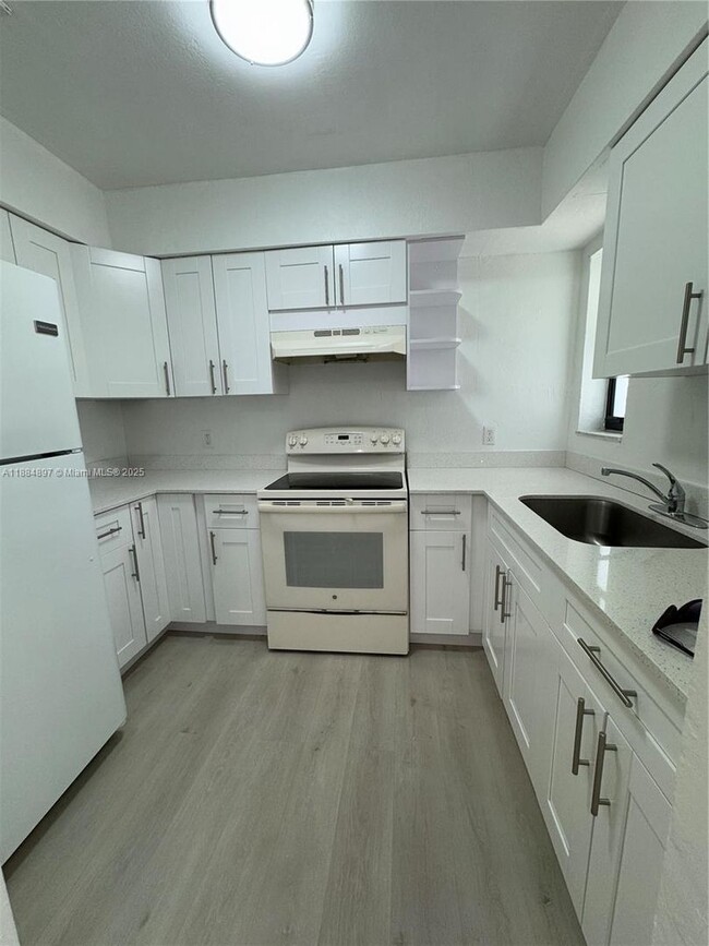 property at 3633 SW 5th Terrace