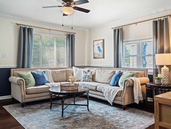 property at 122 Overlook Rd