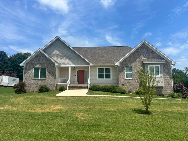 property at 600 Tenbury Ln