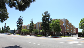 Castlewood Terrace Apartments