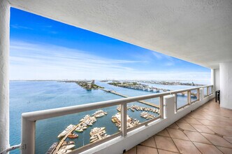 1717 N Bayshore Dr, Unit SI ID1054080P in Miami, FL - Building Photo - Building Photo