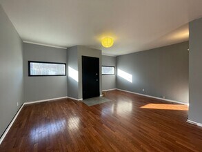 1819 S May St in Chicago, IL - Building Photo - Building Photo