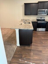 14325 Boomtown Wy in Elgin, TX - Foto de edificio - Building Photo