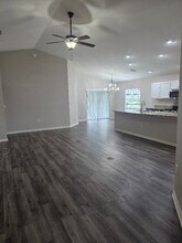 1906 Danes Ct in Lakeland, FL - Building Photo - Building Photo