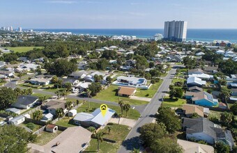 403 E Gulf Blvd in Panama City Beach, FL - Foto de edificio - Building Photo