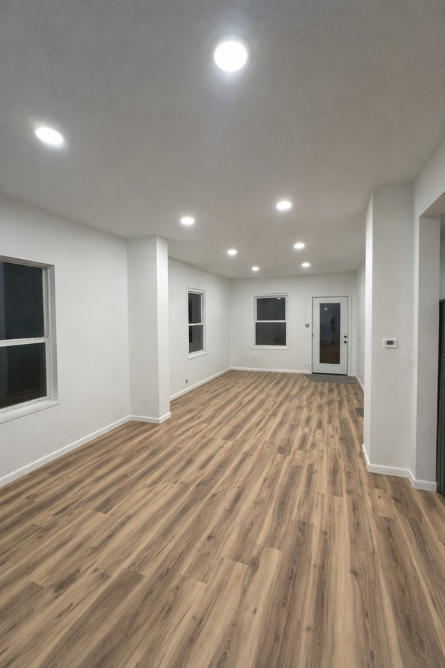 property at 1621 S Taylor St