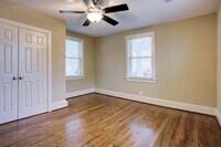 206 E 34th St photo'