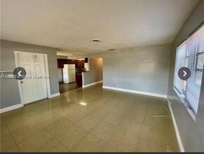 1821 NE 56th St in Fort Lauderdale, FL - Building Photo - Building Photo