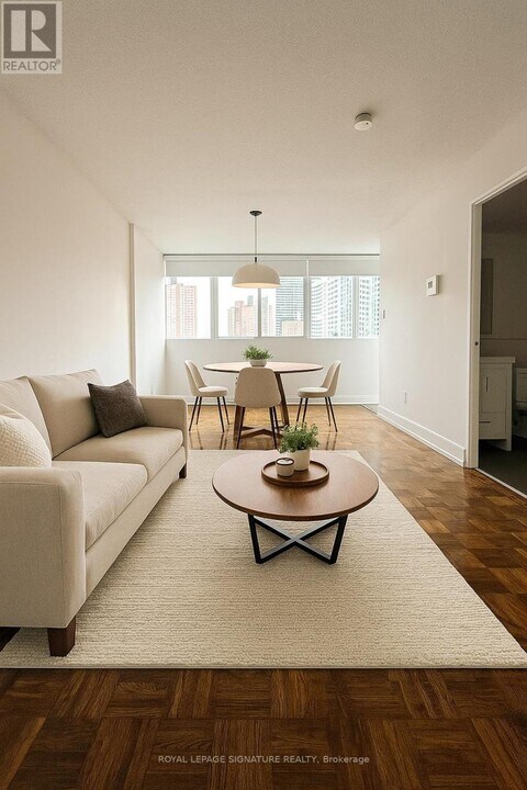 33 Isabella St in Toronto, ON - Building Photo