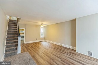 1528 S 29th St in Philadelphia, PA - Foto de edificio - Building Photo