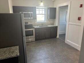 44 Essex St in Beverly, MA - Building Photo - Building Photo