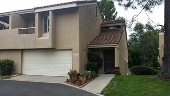 26551 Lucinda in Mission Viejo, CA - Building Photo