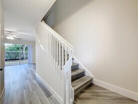 1010 Seminole Palms Dr in Greenacres, FL - Building Photo