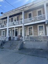 484 Washington Ave in Albany, NY - Building Photo