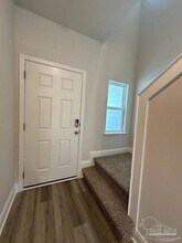 5737 Stellarjay St in Gulf Breeze, FL - Foto de edificio - Building Photo