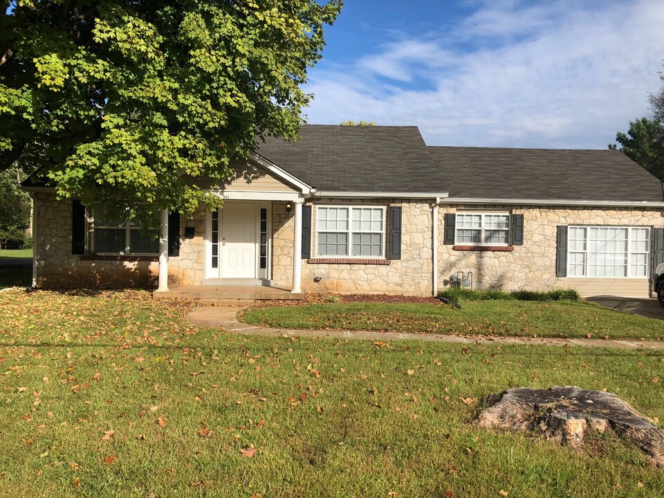 845 Nutwood St in Bowling Green, KY - Building Photo