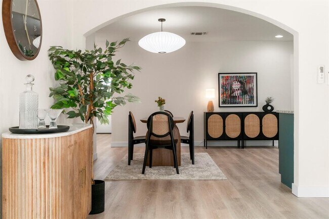 5313 Wellington Dr in Austin, TX - Building Photo - Building Photo