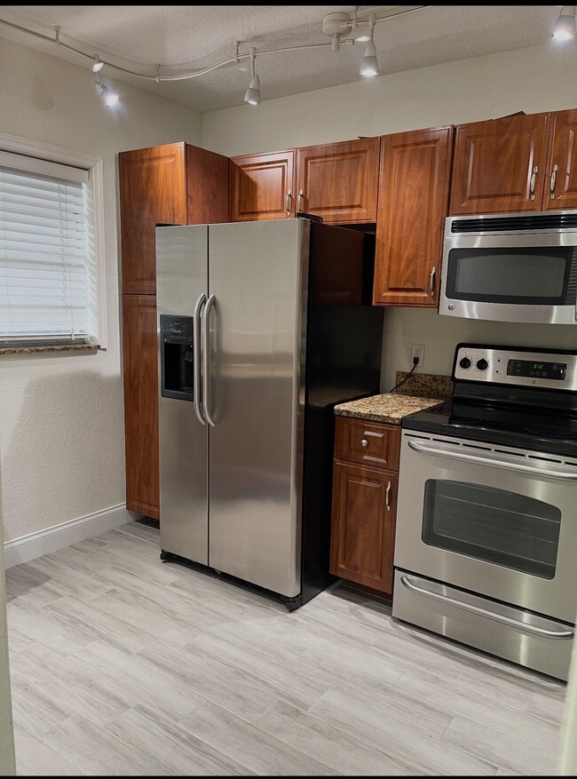 2820 SW 22nd Ave in Delray Beach, FL - Building Photo - Building Photo